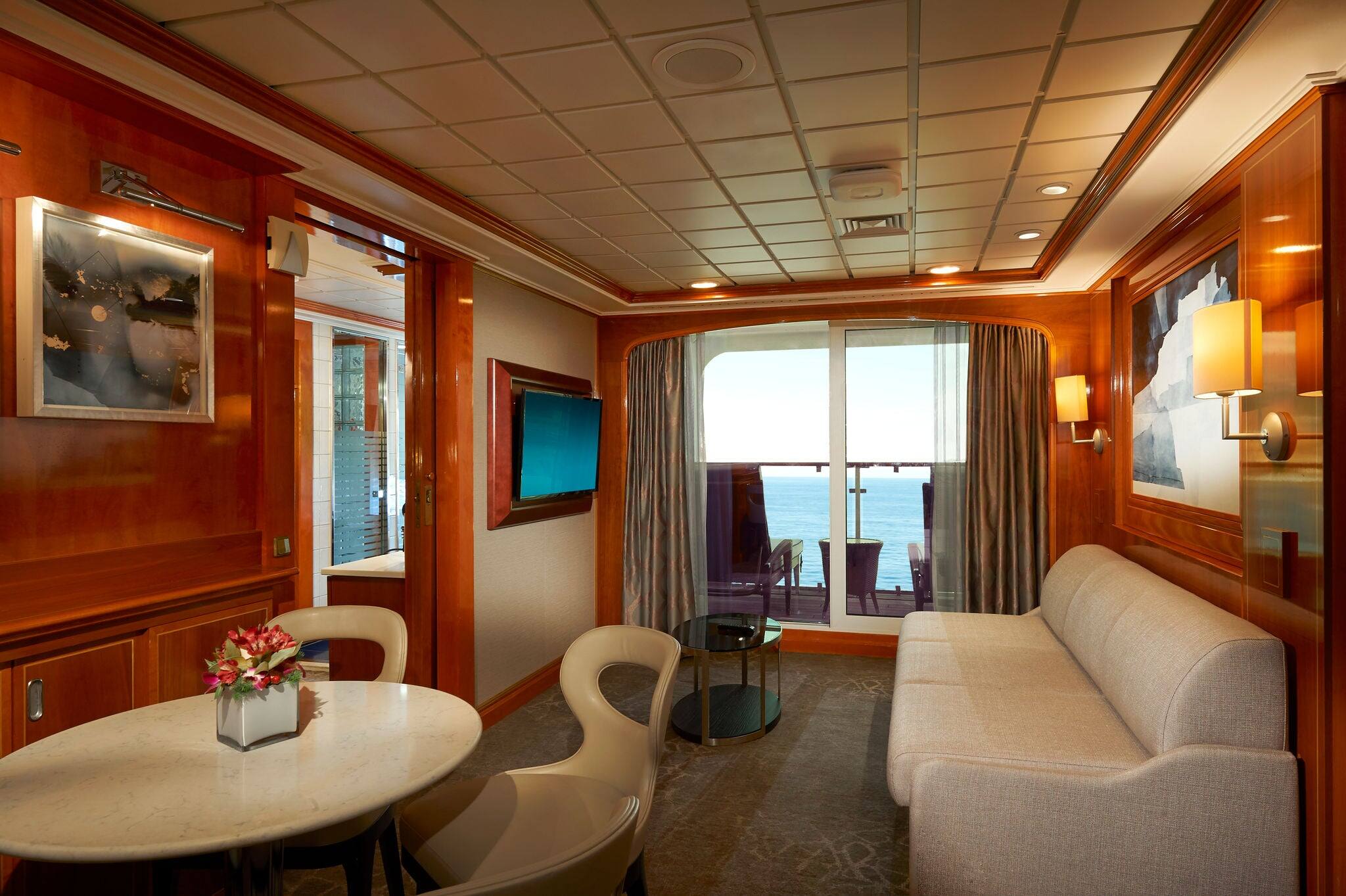 NCL Star Stateroom Suite