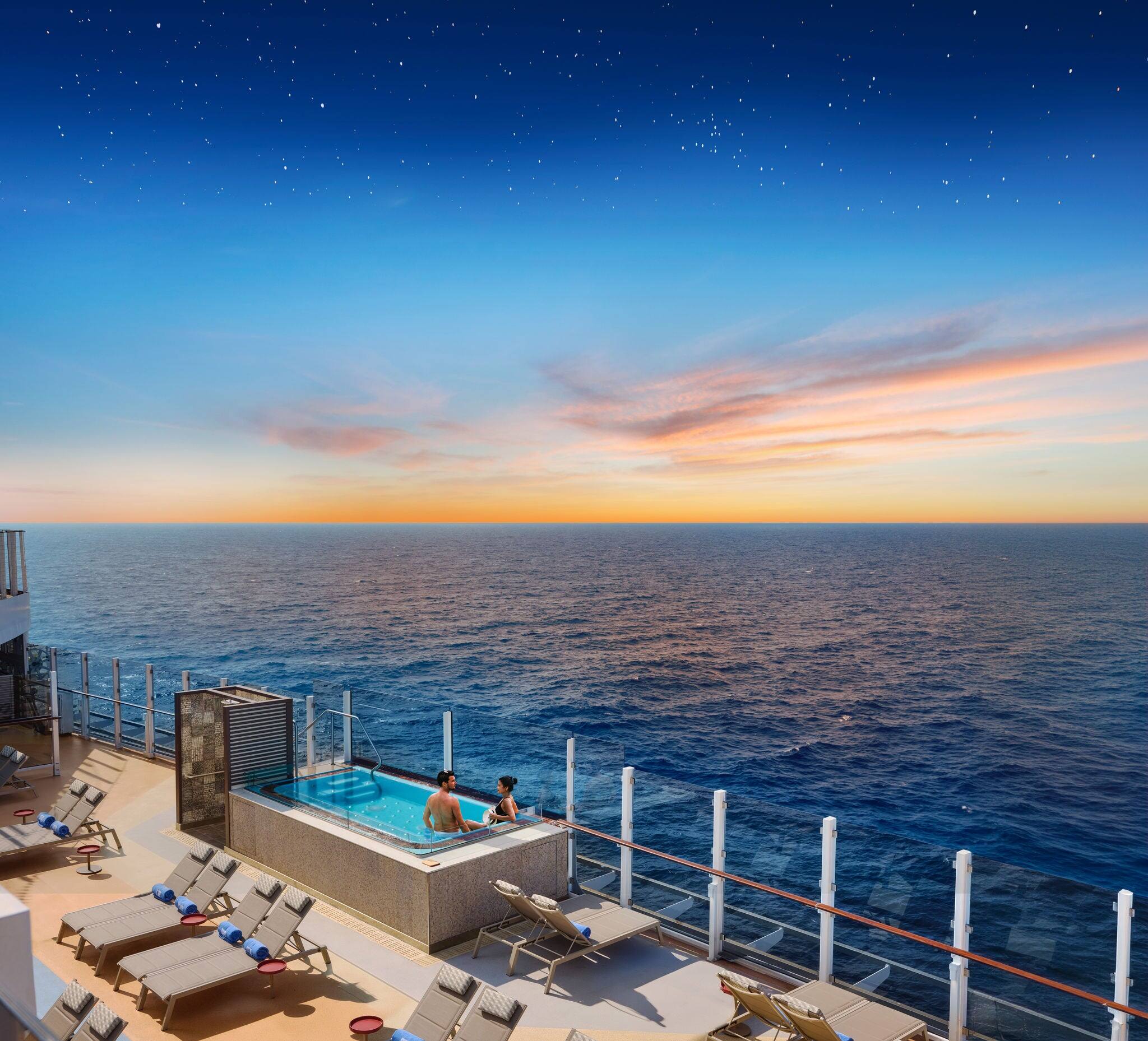 Hot Tub , Norwegian Luna
