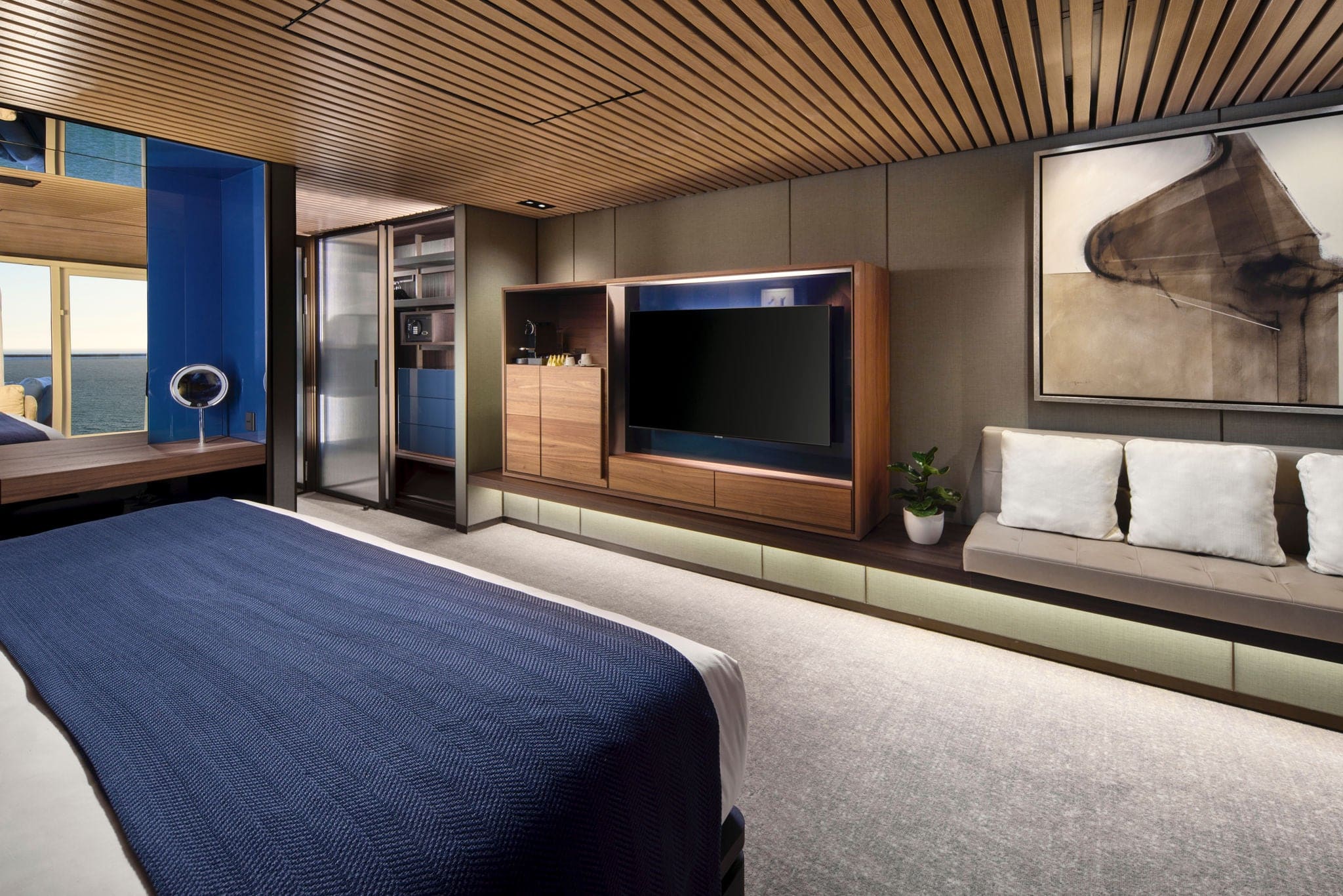 The Haven Penthouse with Balcony