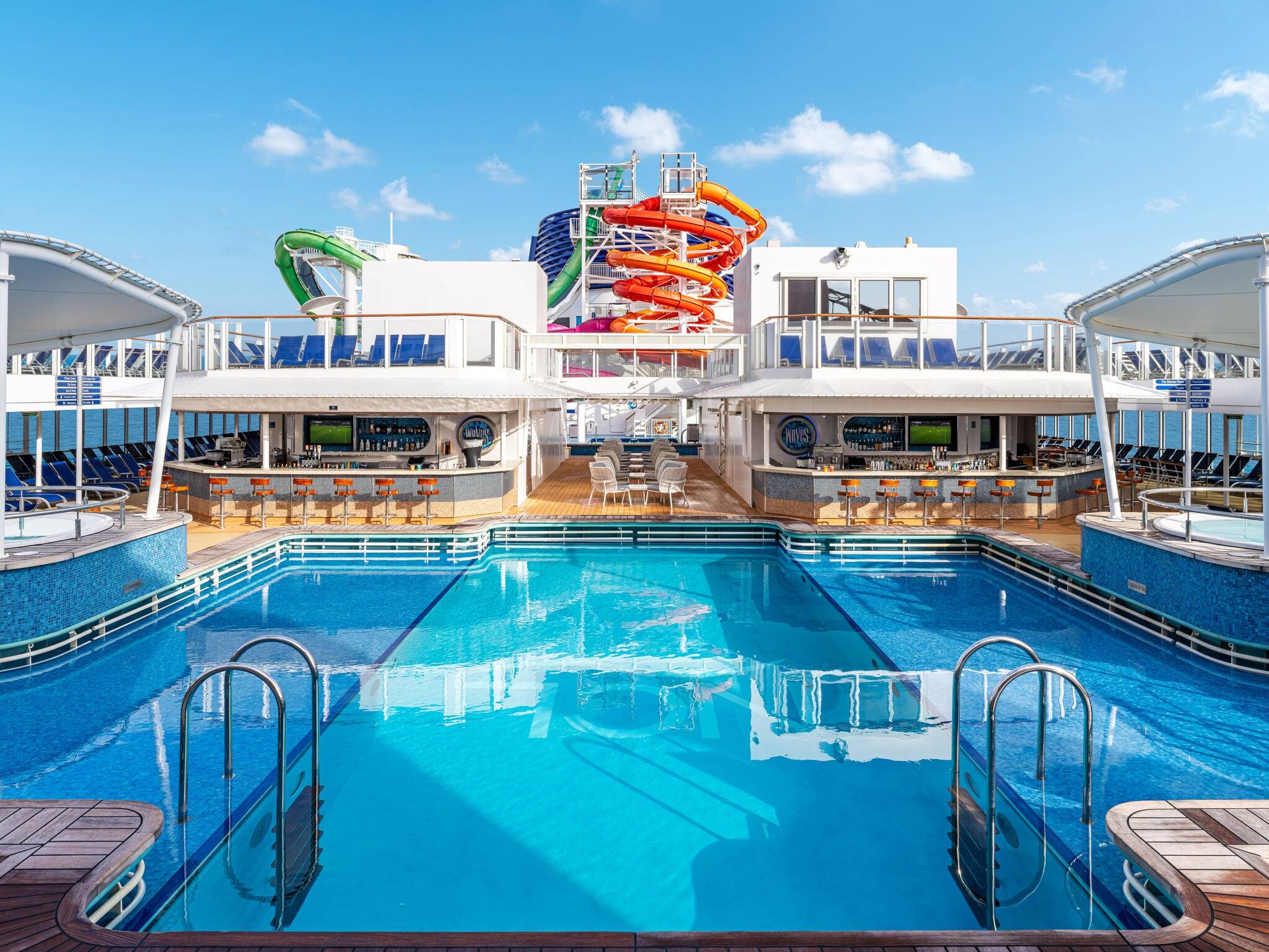 Piscina Waves