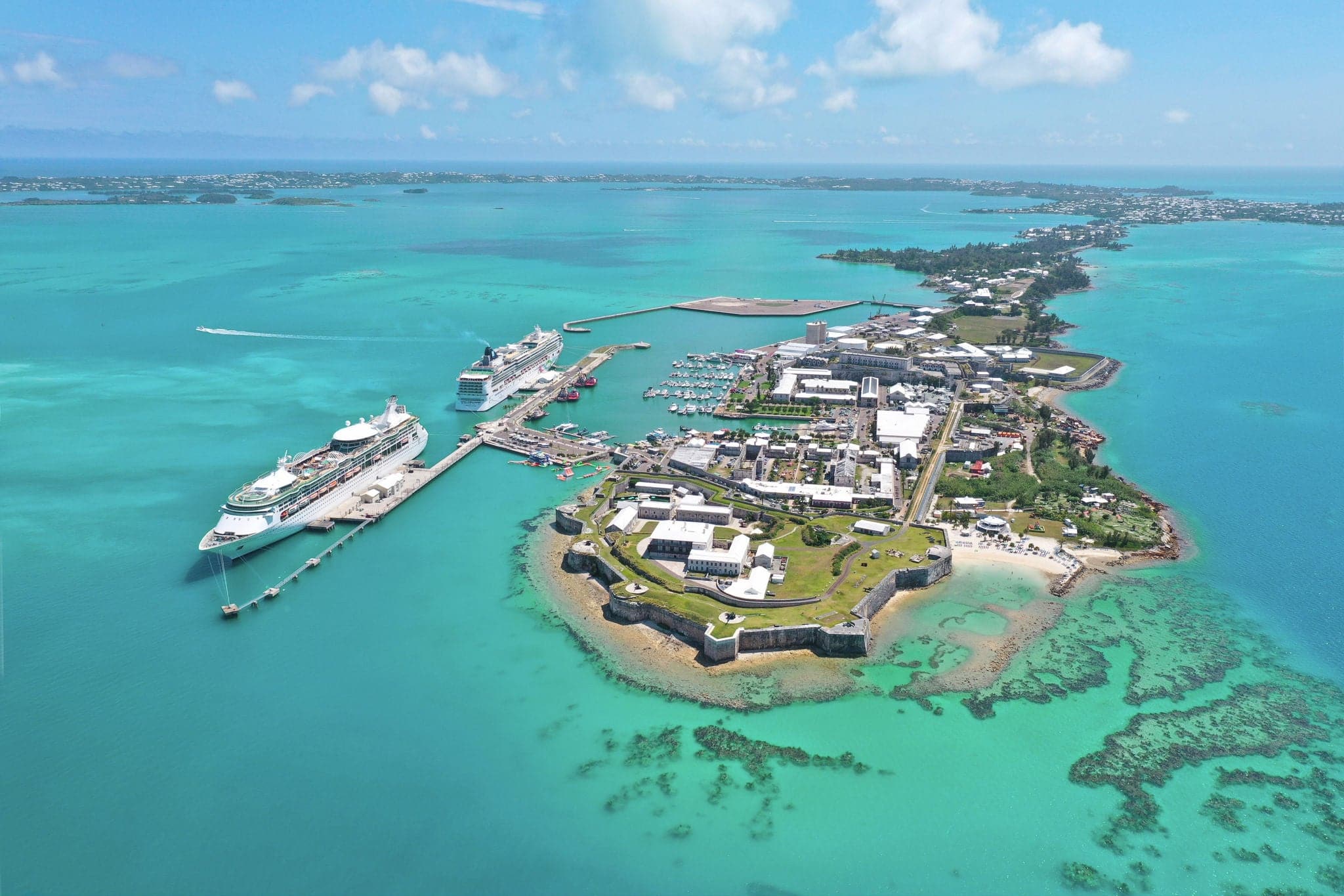 Remote Bermuda island in the middle of the Atlantic Ocean