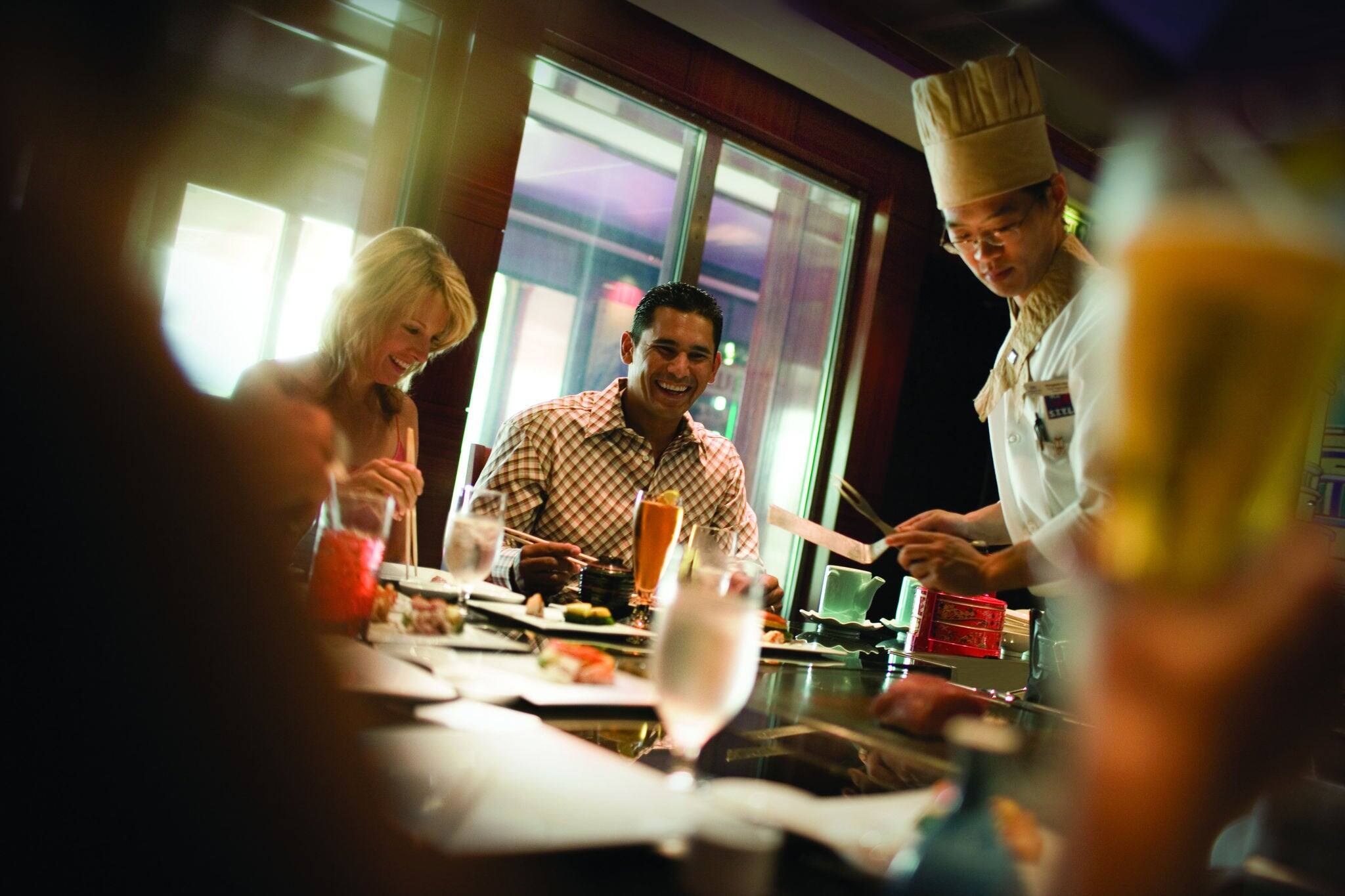 NCL Jade Dining Family Teppanyaki