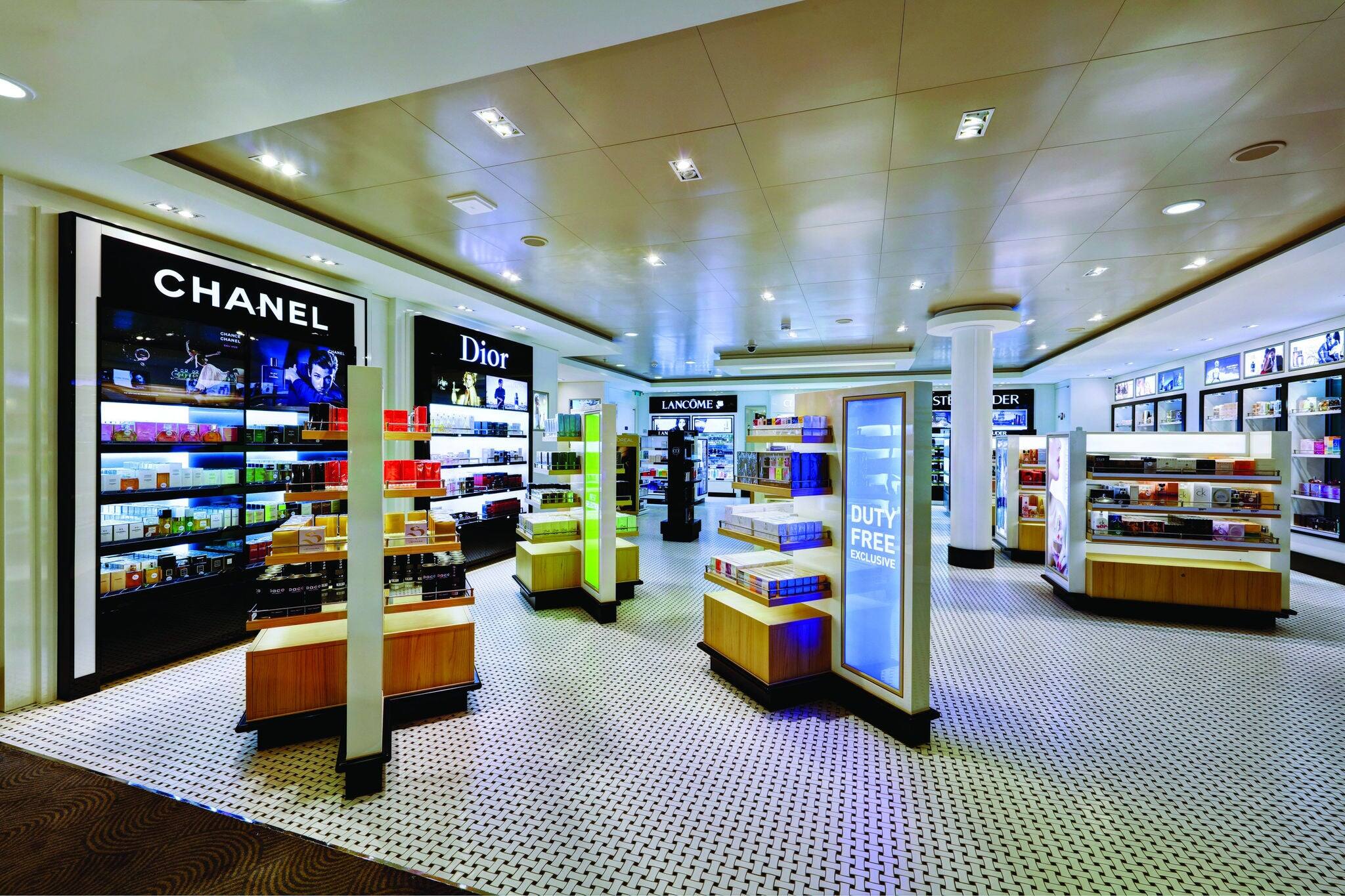 NCL Escape Shopping Tradewinds