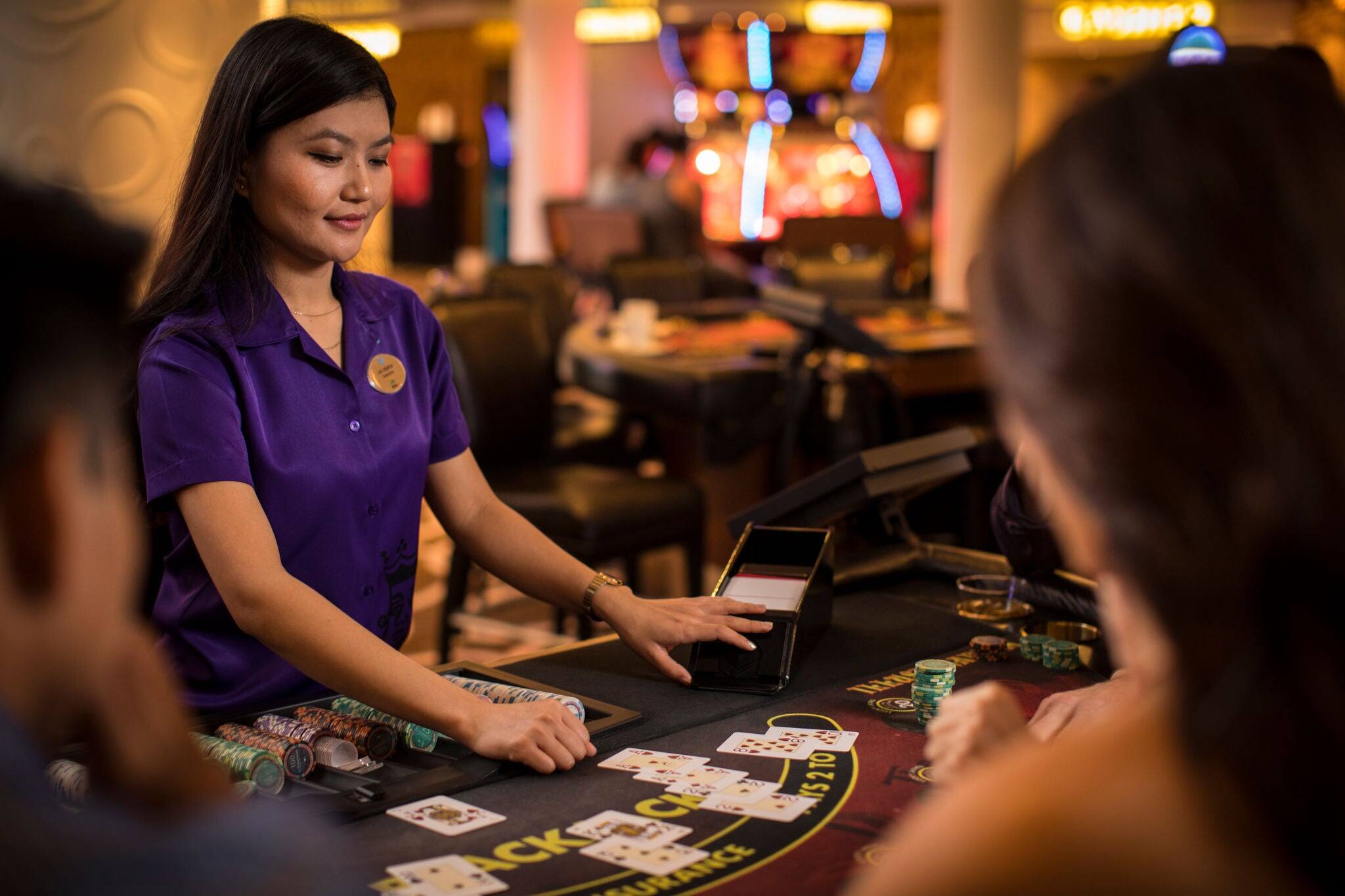 Norwegian Getaway; casino; blackjack