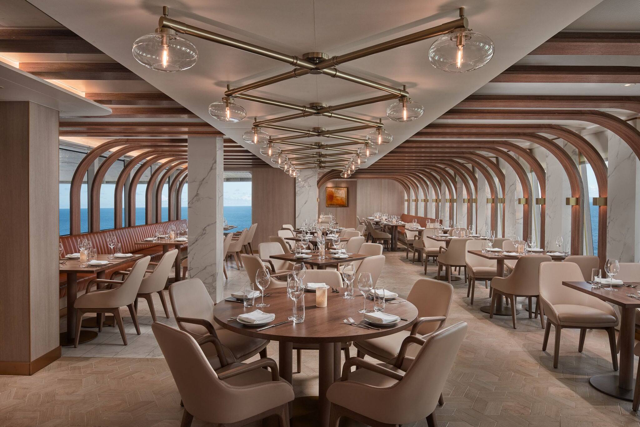 Norwegian Spirit, Onda by Scarpetta