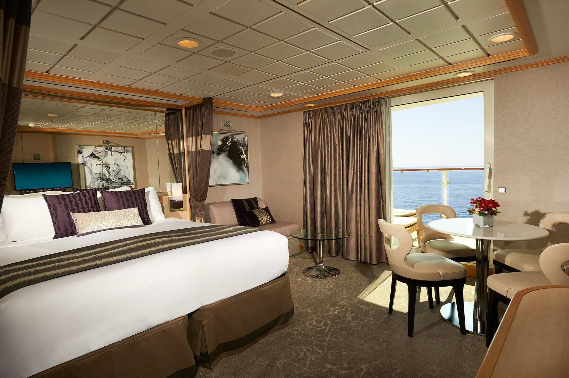 Aft-Facing Penthouse with Master Bedroom & Large Balcony