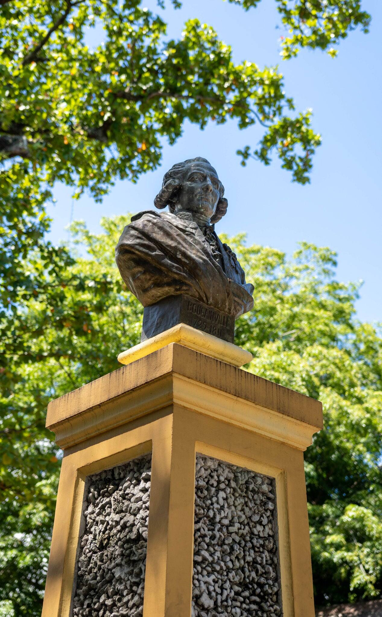 Sculture of French admiral and explorer Louis-Antoine de Bougainville, located in the Parc Bouugainville in Papeete, Tahiti