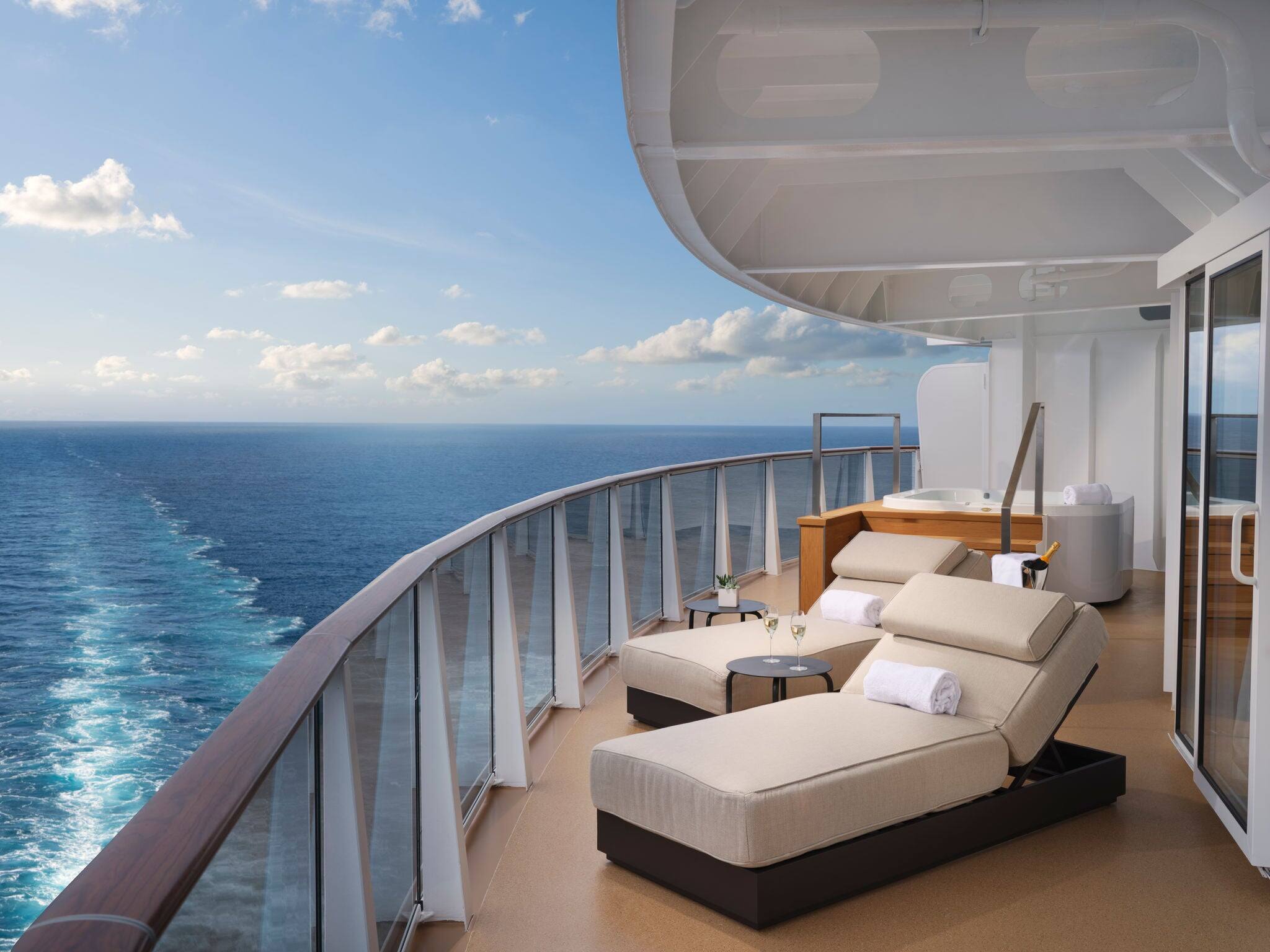 The Haven Deluxe Owner's Suite with Large Balcony