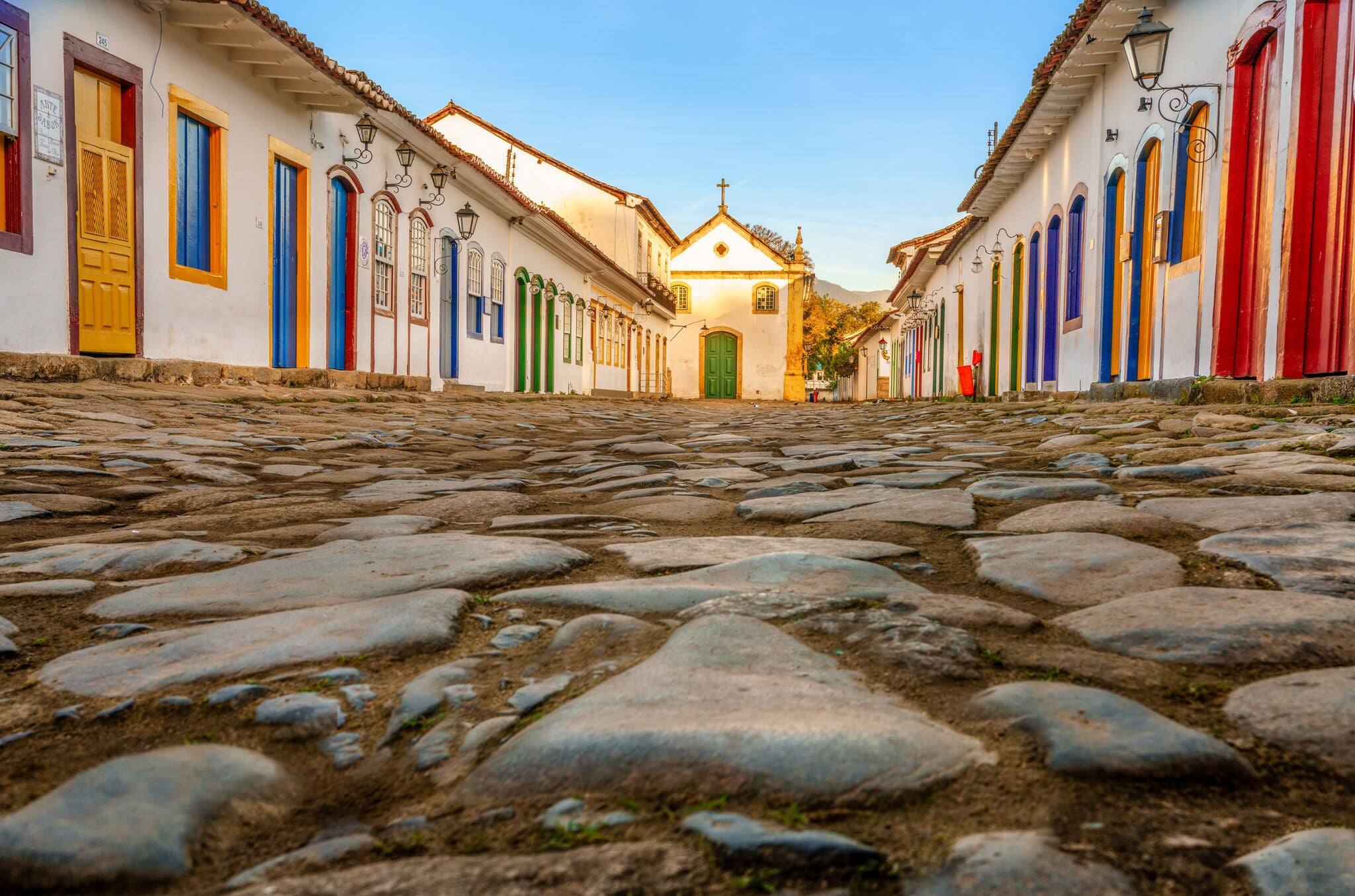 Nossa Senhora do Rosário Church is located in Paraty, one of the first cities in Brazil where the portuguese left their finger prints in the archtecture of the city.