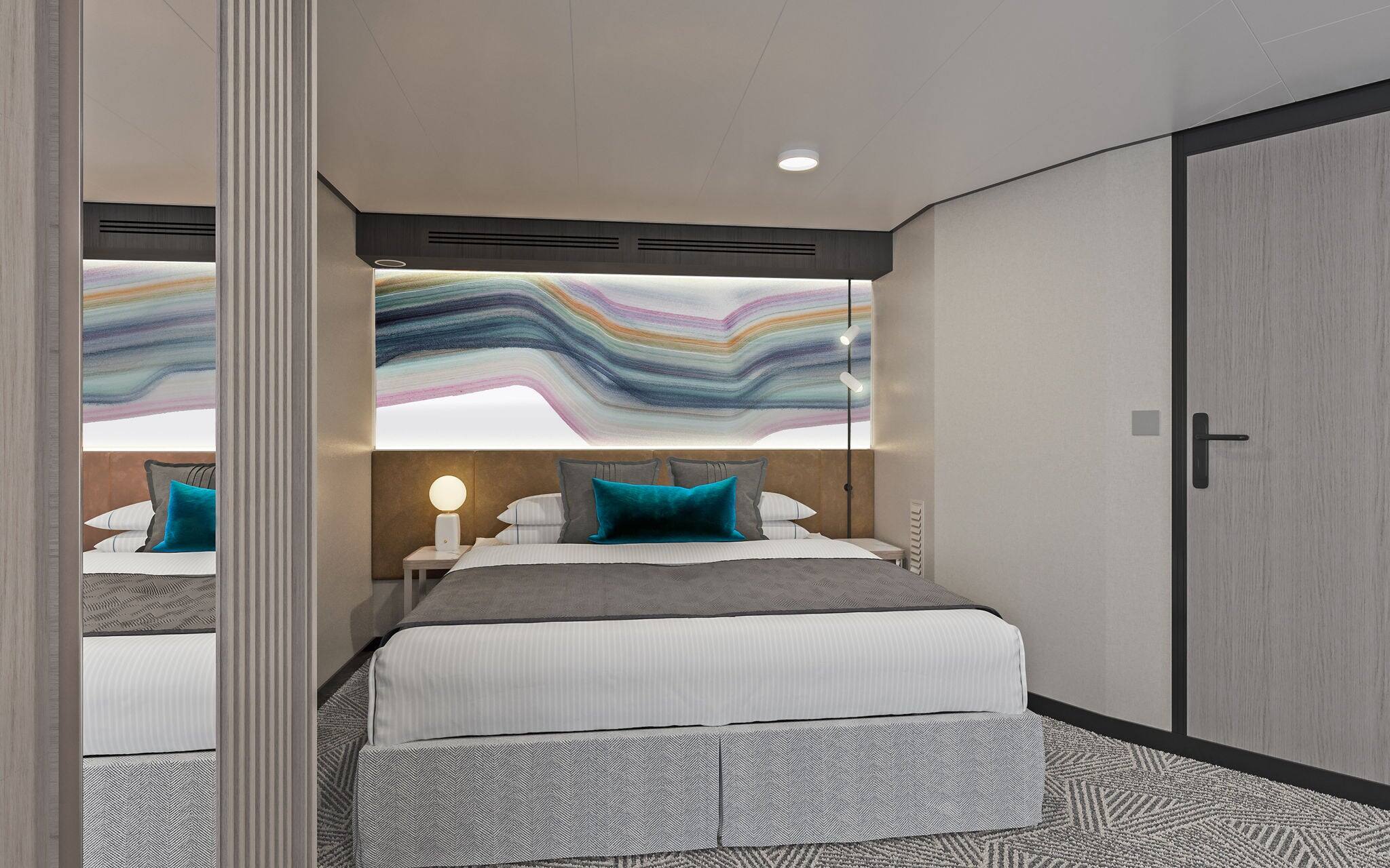 Aft-Facing Suite with Large Balcony