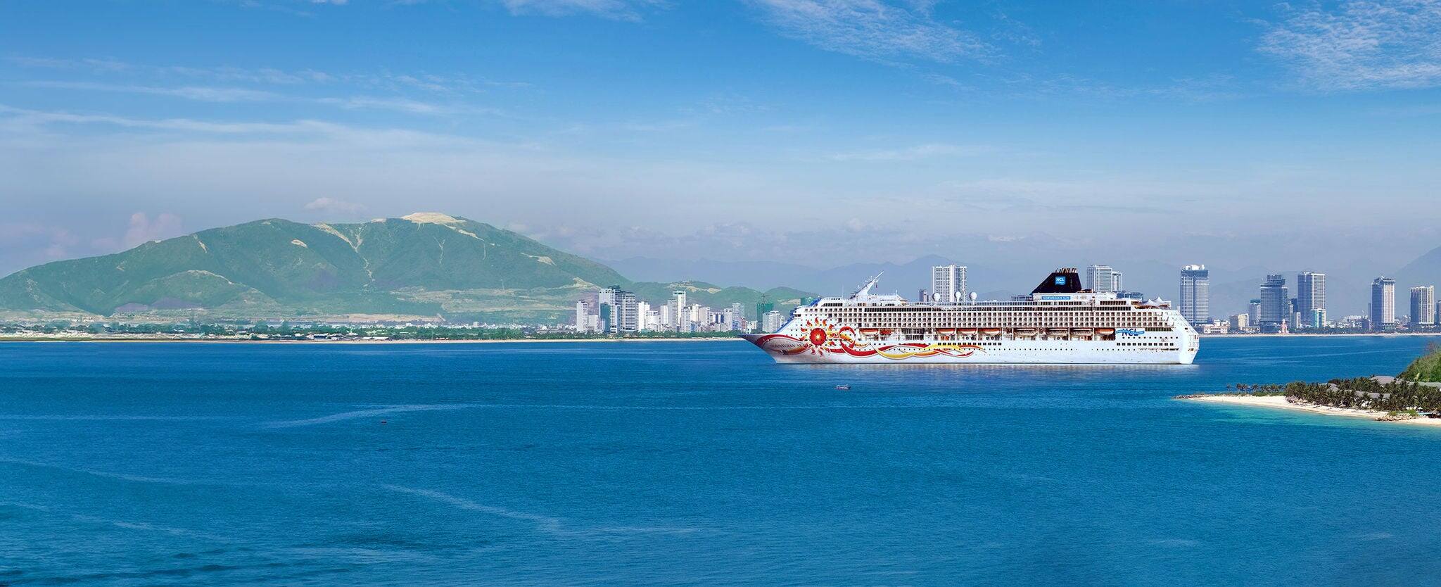 Norwegian Sun, Cruise Line
