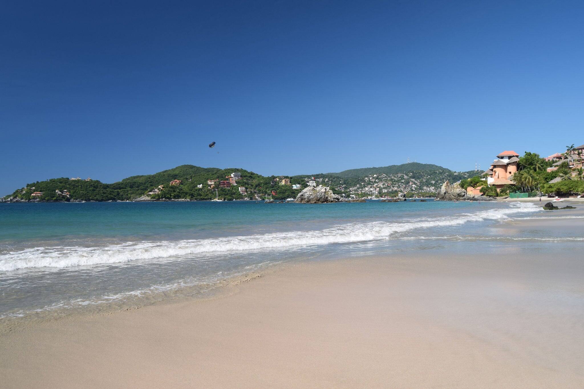 Playa la Ropa, Zihuatanejo,