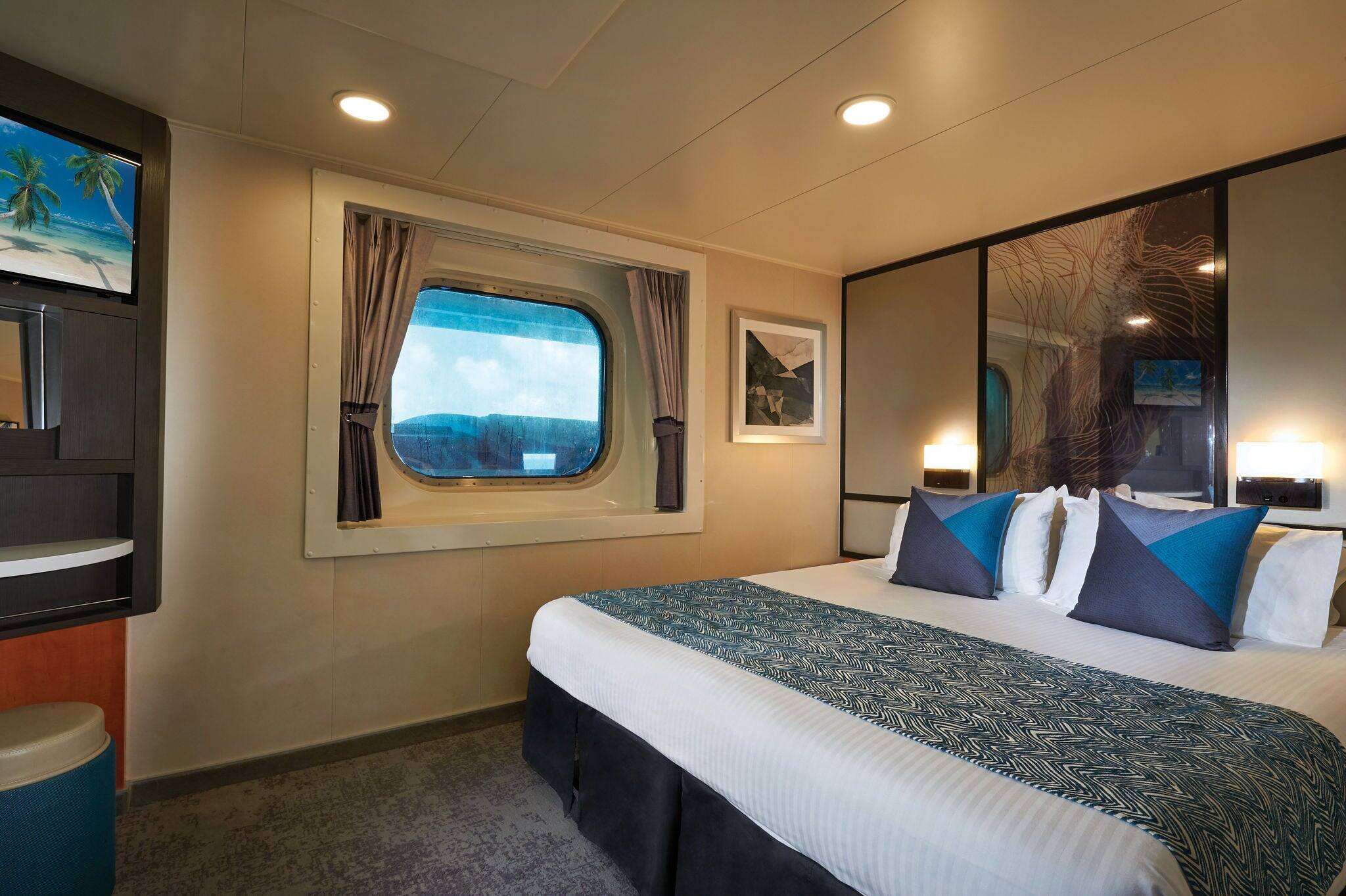 NCL Pearl Stateroom Oceanview