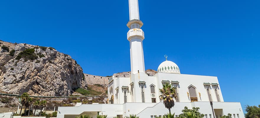 /sites/default/files/881x400-GIB-Gibraltar-port-ncl.jpg