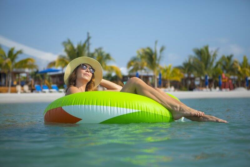 Harvest Caye Beach Harvest Caye Beach